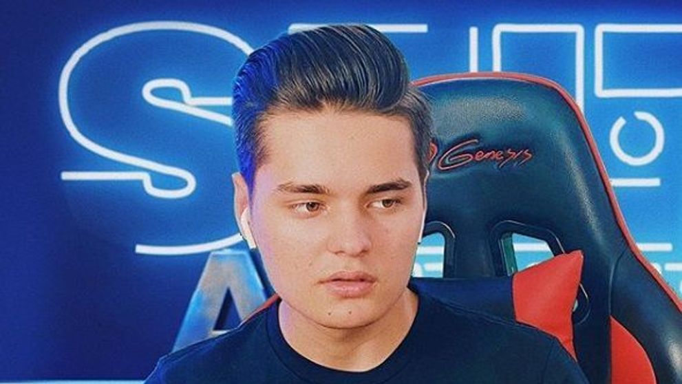 Selly nu a luat 10 la BAC! Vloggerul a dezvăluit notele primite