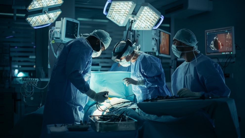 Un bărbat a murit după ce doctorul i-a îndepărtat ficatul, în loc de splină. Primele declarații ale medicului după tragedie: „Sunt traumatizat pe viață”
