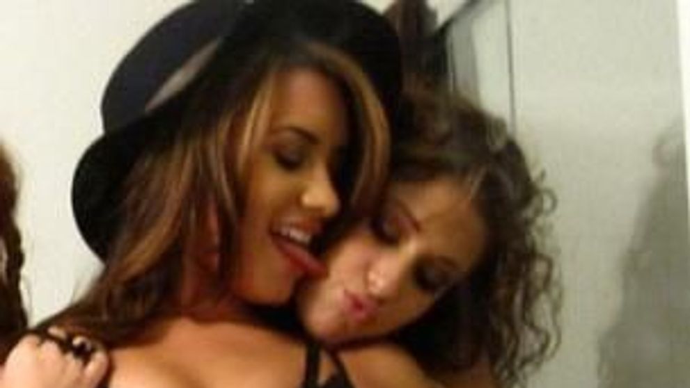 100.000 de dolari pentru Demi Lovato ca sa joace in filme pentru adulti FOTO