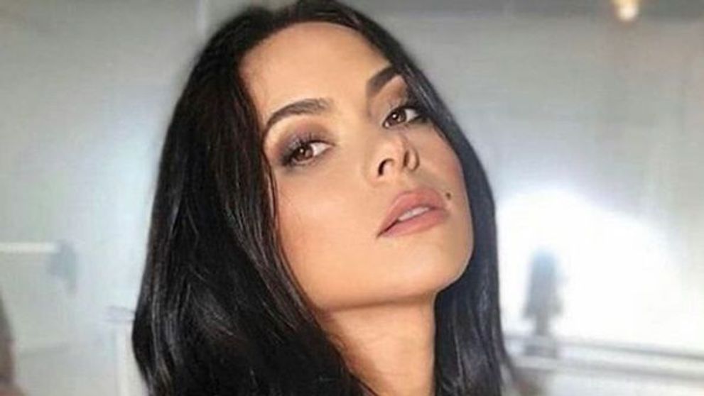 Inna, super sexy pe Instagram! Aproape 100.000 de like-uri pentru o fotografie în costum de baie