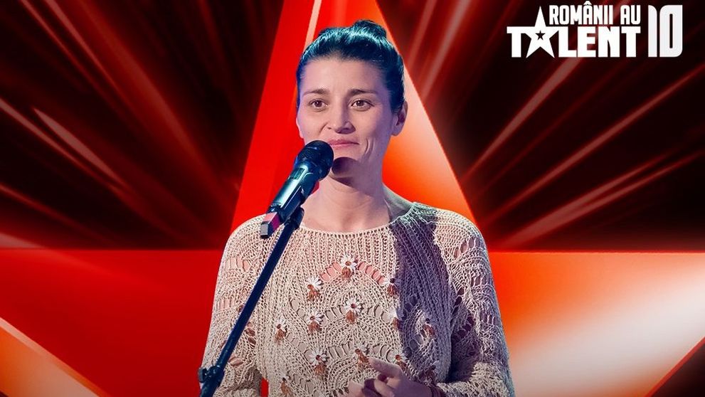 Îți amintești de Aura Marcu, stewardesa care a primit Golden Buzz la Românii au talent?  A crescut în orfelinate, îndurând bătăi și foame, dar muzica a ajutat-o să-și depășească traumele