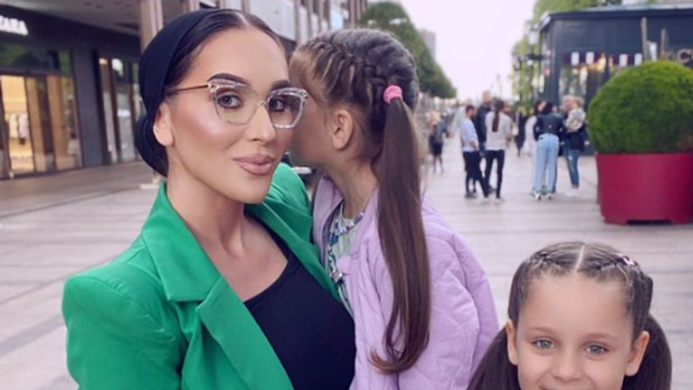 Dana Roba și-a revăzut fetele! Cum s-a afișat vedeta alături de Celine și Chantal: „Au fost martore”