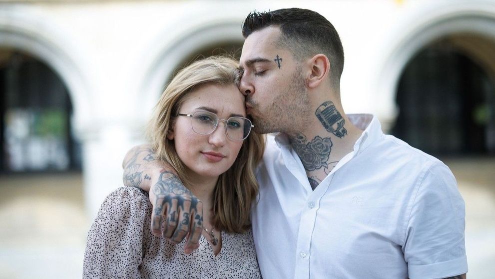 Bărbatul care și-a părăsit iubita și copiii pentru o refugiată din Ucraina a primit în casă încă un cuplu