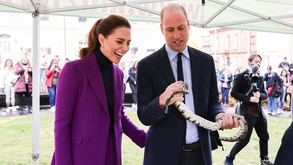 Ducesa de Cambridge și tarantula. Kate Middleton, gest curajos în timpul unei vizite la Universitatea Ulser 