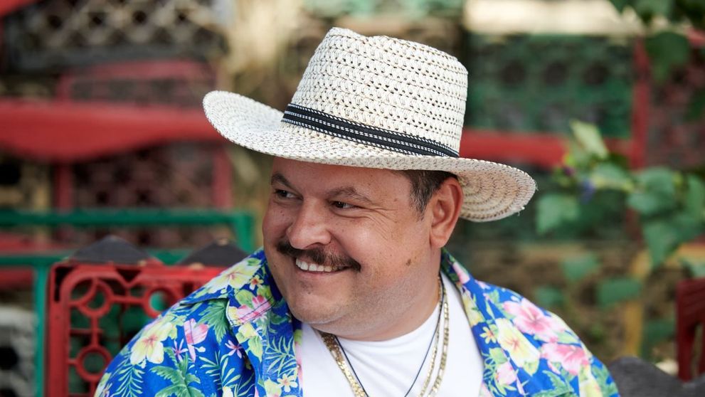 Mihai Bobonete și-a ales „Baba” din martie. Incredibil cât de sexy este