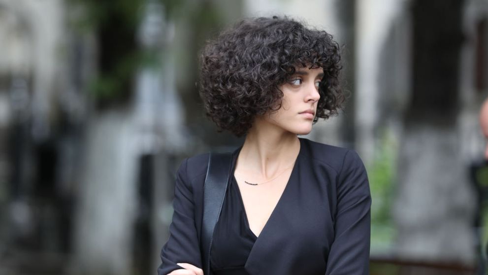 Diana Sar, extrem de sexy în lenjerie neagră, de lux