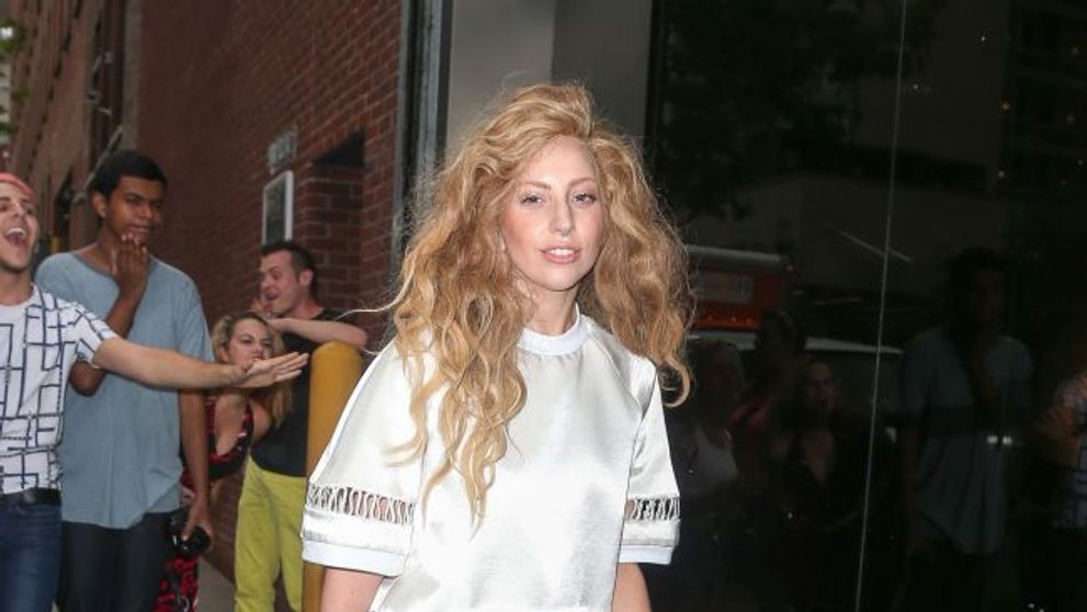 Lady Gaga, parasita de iubit, dupa o relatie de 2 ani