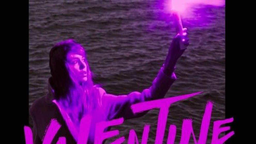 Fosta concurenta Vocea Romaniei, Cristina Stroe, si The Code lanseaza single-ul 