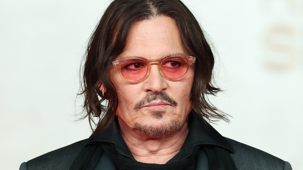 Johnny Depp, jefuit de un tânăr din Budapesta de 530.000 de lire sterline! Pe ce a cheltuit acesta banii