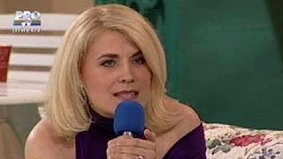 Liana Stanciu ne indeamna sa dam un SMS pentru binele copiilor!
