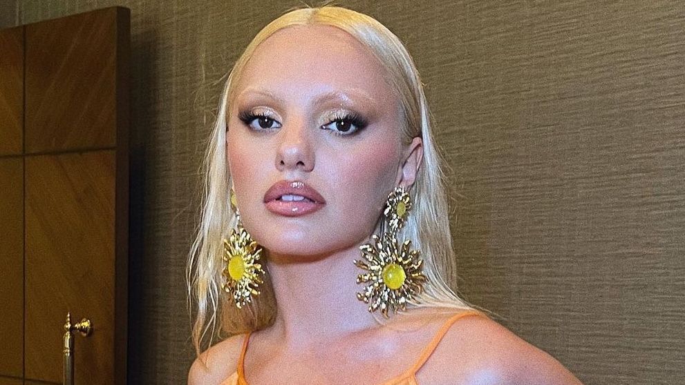 Alexandra Stan, din nou trădată în dragoste! Cântăreața a fost înșelată de Darcy Troch: „Spunea că de mine-i pasă și avea familie acasă”. Iubitul ei milionar ar fi avut o relație în paralel