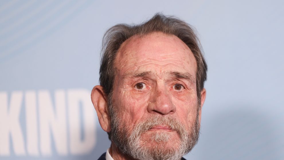 Tommy Lee Jones, distrus după moartea fiicei sale. Prietenii se tem pentru starea lui de sănătate: „Nu mai este el însuși”