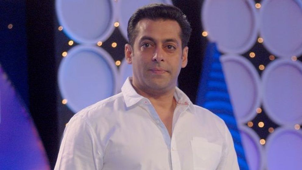 Salman Khan, de urgenţă la spital chiar în ziua de Crăciun. A fost muşcat de un şarpe