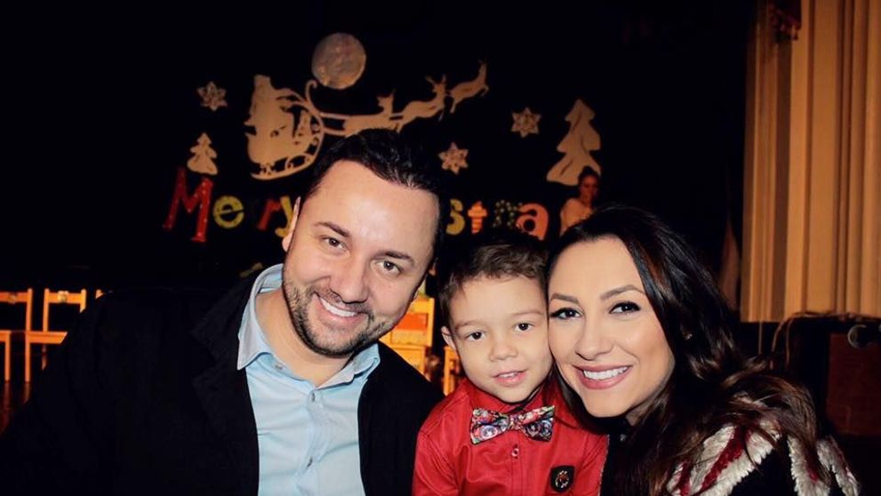 Imagine de colectie cu familia Andrei si a lui Catalin Maruta. Cum s-au fotografiat cei doi parinti alaturi de copii