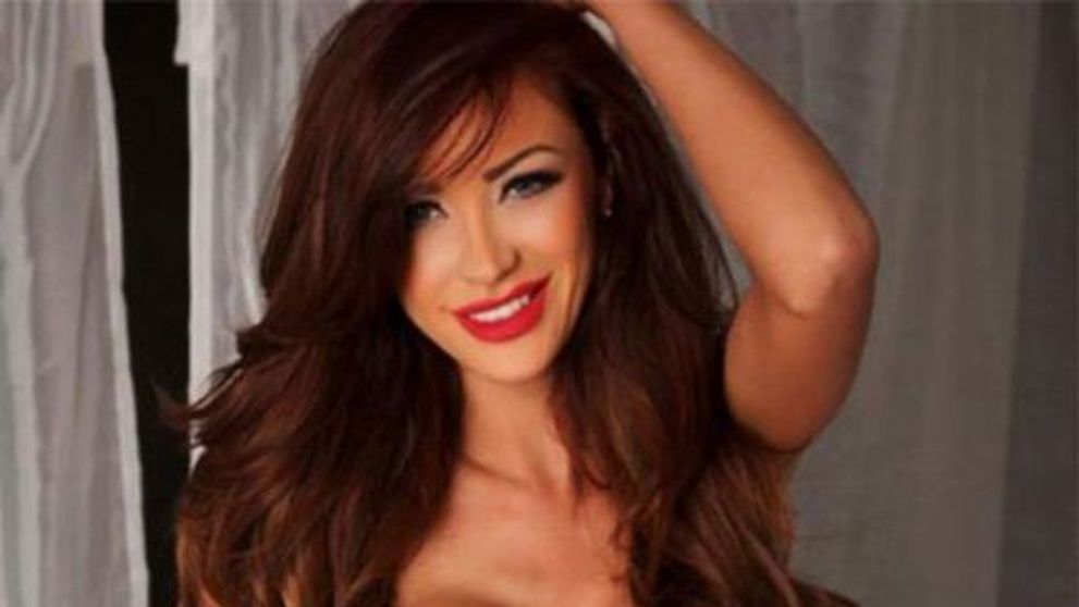Asa l-a cucerit Bianca Dragusanu pe Victor Slav: Una dintre cele mai sexy fotografii ale roscatei
