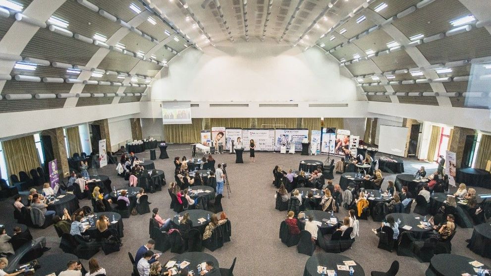 GALA BEAUTY ONE EXPERT 2021: Beauty One a sărbătorit 15 ani de frumusețe, alături de experții din industria înfrumusețării