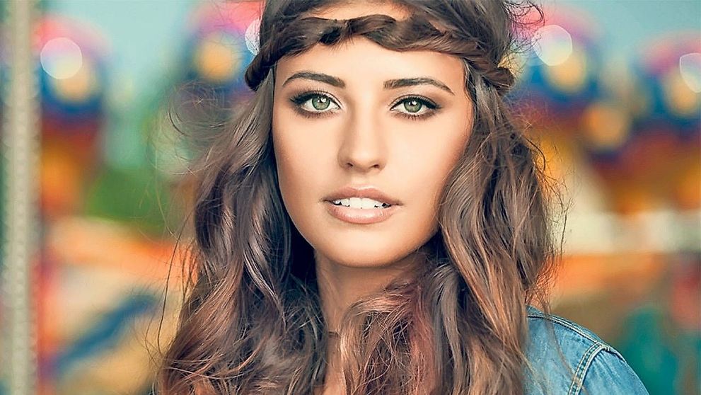 A vrut sa fie sexy si a lasat la vedere mai mult decat de obicei. Antonia, tinuta pe care nu o poate purta oricine
