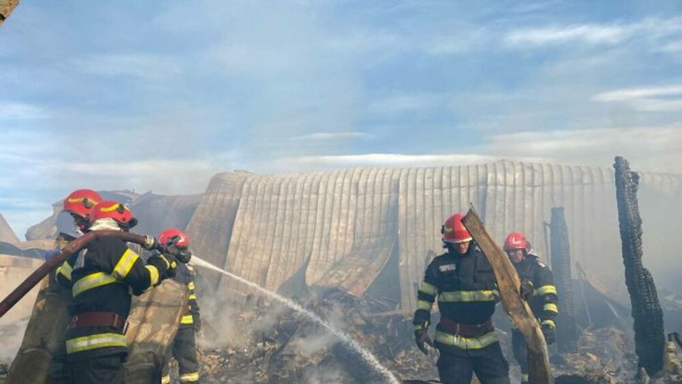Tatăl unei tinere care a murit în incendiul de la „Ferma Dacilor” face declarații sfâșietoare. Bărbatul nu știa că fiica lui se află acolo: „M-a sunat soția”