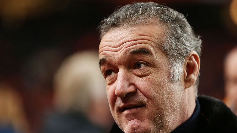 Gigi Becali, gest impresionant în trafic. A reparat mașina șoferiței care i-a avariat bolidul de lux: M-a costat 2.000 de euro