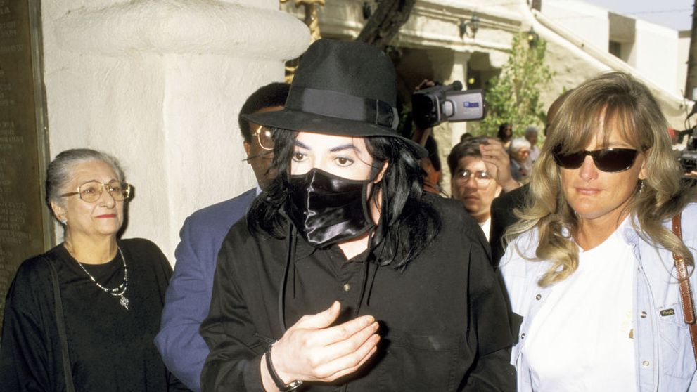 Fosta soție a lui Michael Jackson, de nerecunoscut! Fiica regretatului artist a postat un selfie rar cu Debbie Rowe