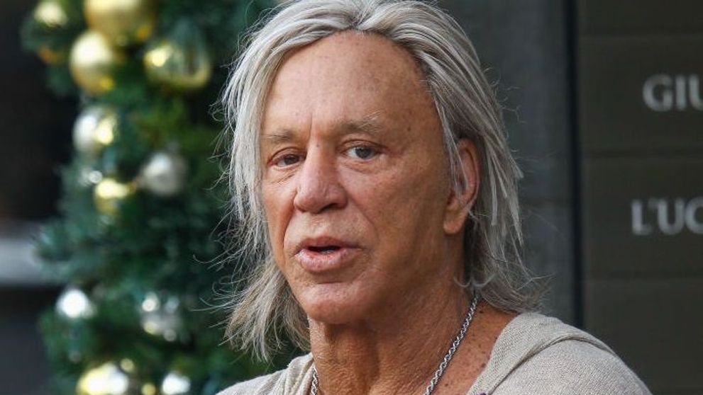 Mickey Rourke, de nerecunoscut. Cum arată în ultimele imagini apărute