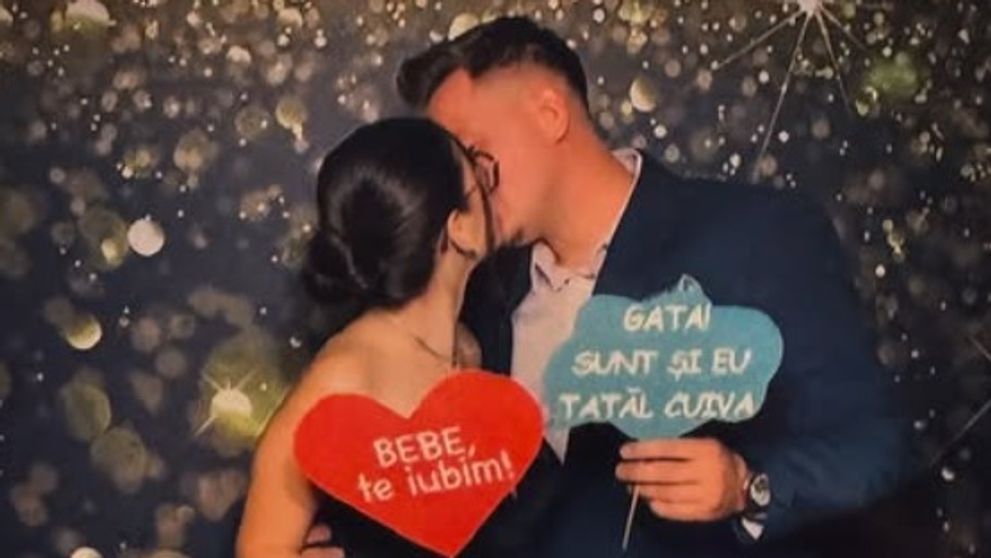 O influenceriță din România a devenit mamă la doi ani de la divorțul de soțul ei. Vedeta a postat prima imagine cu bebelușul. Cine este tatăl copilului