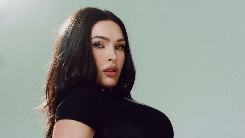 Fanilor nu le-a venit să creadă când au văzut-o pe Megan Fox în cele mai recente poze. Anunță că se înmulțesc „clonele” de la Hollywood