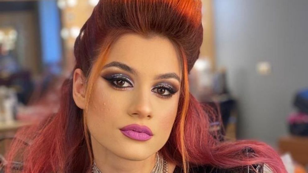 Naomi Prie, fostă concurentă la SuperStar, a lansat primul videoclip din carieră. Cum sună piesa „They Say”