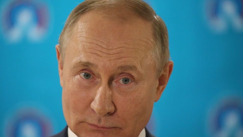 Vladimir Putin, înlocuit de o sosie? Teoriile conspirației în cazul dictatorului rus