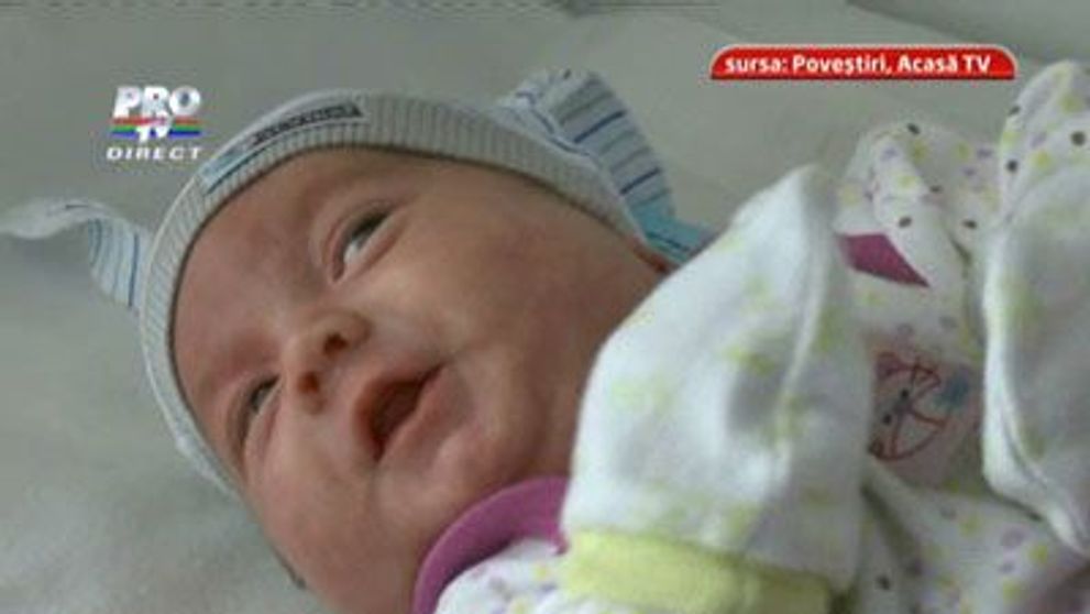 Vezi prima baita a tripletilor Nicoletei Luciu!
