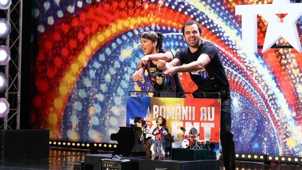 The Rolling Strings, maestrii papusari care au facut spectacol la 