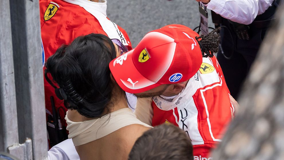 Abia și-au asumat relația, dar au atras toate privirile în Monaco. Lewis Hamilton i-a făcut o declarație de dragoste lui Kim Kardashian după ce a terminat pe locul al doilea în Marele Premiu de Formula 1