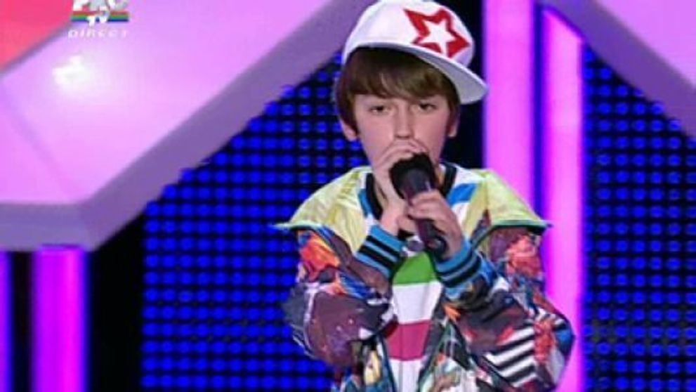 Il mai stii pe Cosmin Agache, pustiul care era ca o masinarie de beatbox? Cum arata acum