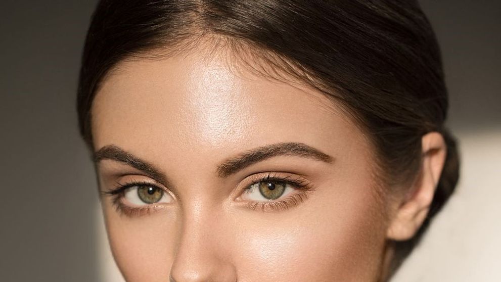 Un model internațional și-a șocat fanii, după ce s-a demachiat. Nimeni nu bănuia cu ce probleme se confruntă