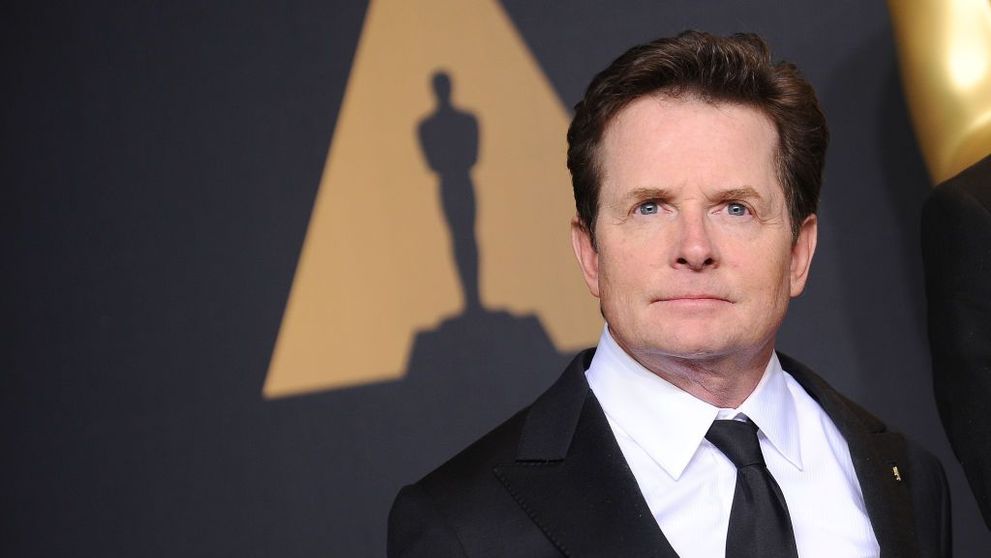 S-a întors în viitor. Actorul Michael J Fox și-a făcut primul tatuaj din viața lui, la 57 de ani