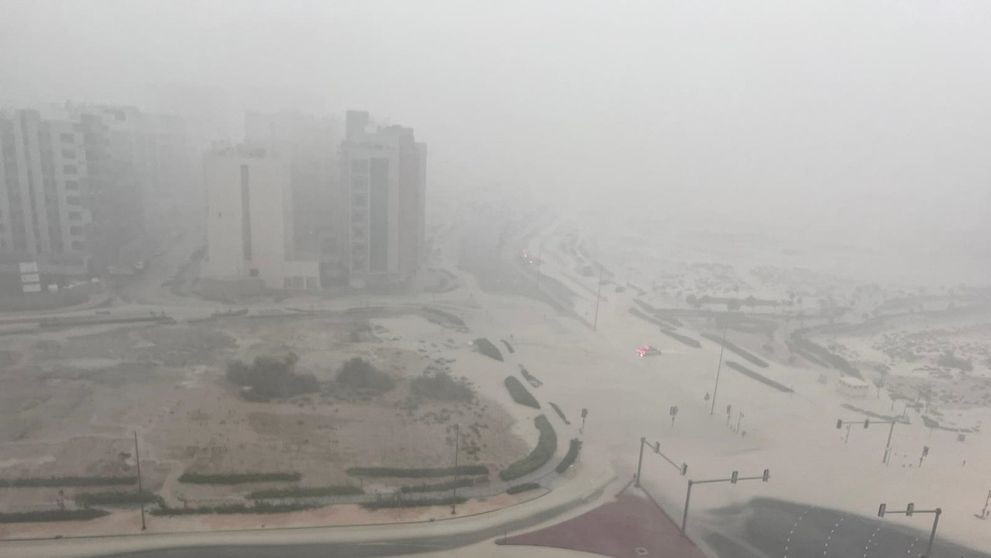 O vedetă, ”captivă în Dubai” alături de familie, după furtuna terifiantă și inundațiile ireale care au devastat zona: ”Un coșmar”