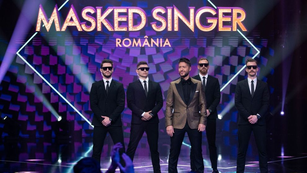 12 vedete își ascund identitatea în cel mai așteptat show: Masked Singer România. Iată primele imagini din platou