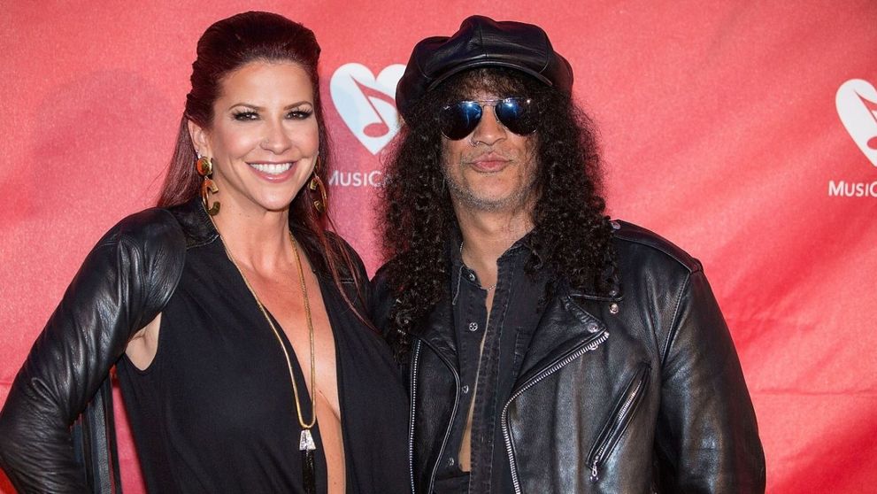 Slash, chitaristul Guns N’Roses, acuzat de nevastă că-și ascunde averea. Cei doi sunt în divorț