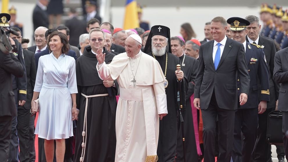 Papa Francisc, vizită istorică în țara noastră: ”Dumnezeu să binecuvânteze România”
