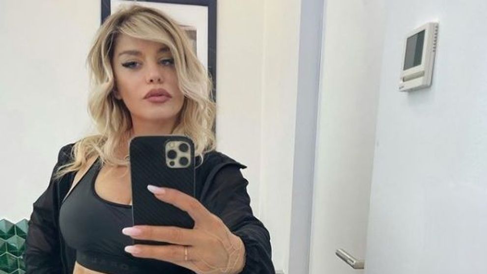 Loredana Groza afirmă că nu are nicio operație estetică: „Nici n-aș avea timp să fac asta”