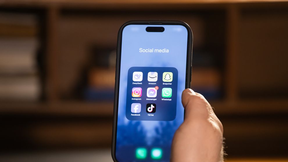 Șoc pe rețelele sociale! Presa internațională semnalează faptul că o nouă funcție Instagram distruge pentru totdeauna viața privată