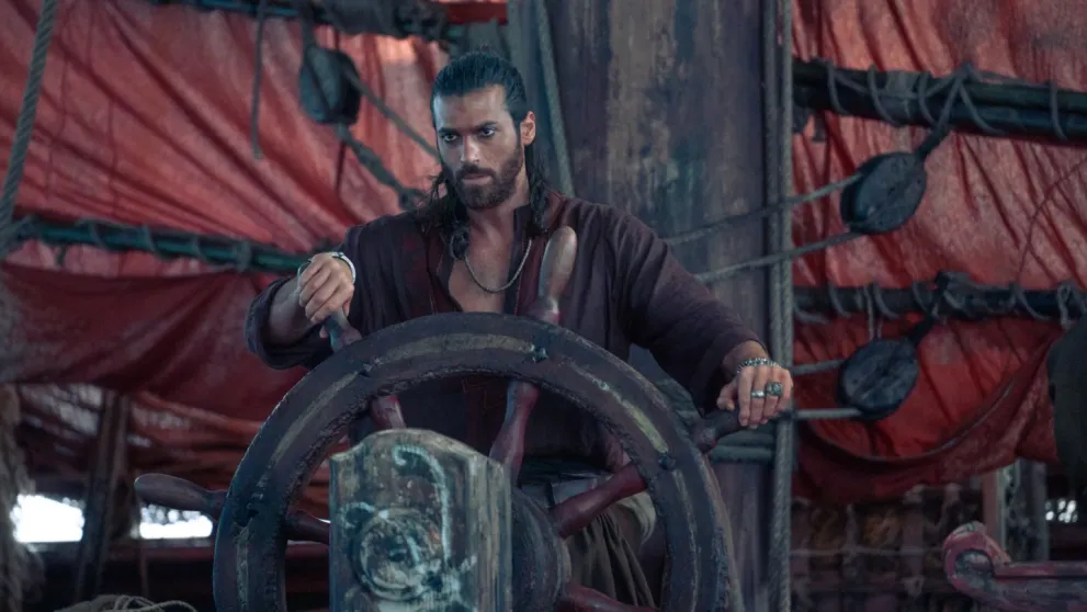 Toate episoadele din Sandokan sunt acum pe VOYO. De ce serialul cu Can Yaman e perfect pentru un maraton de weekend
