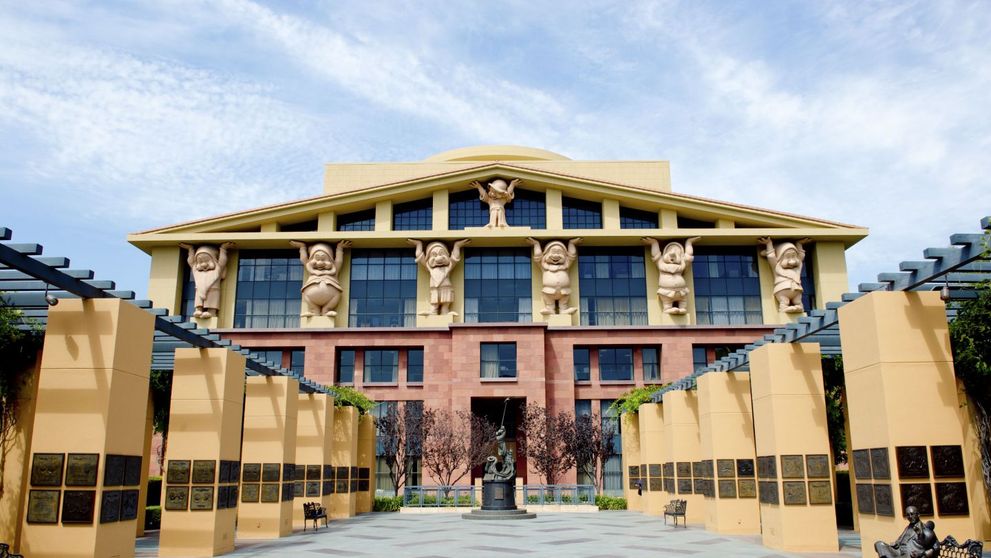 O vizită la Disney Company, în Los Angeles. Cum arată magia la ea acasă