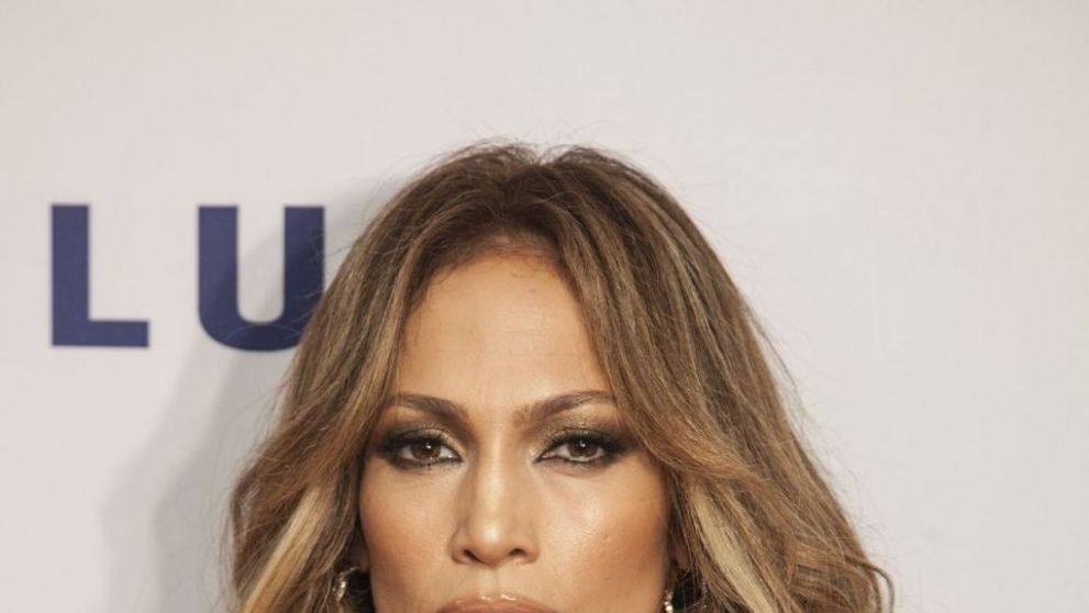 Diferenta uriasa pe care o fac extensiile de par. Paparazii au surprins cum arata parul natural al lui Jennifer Lopez