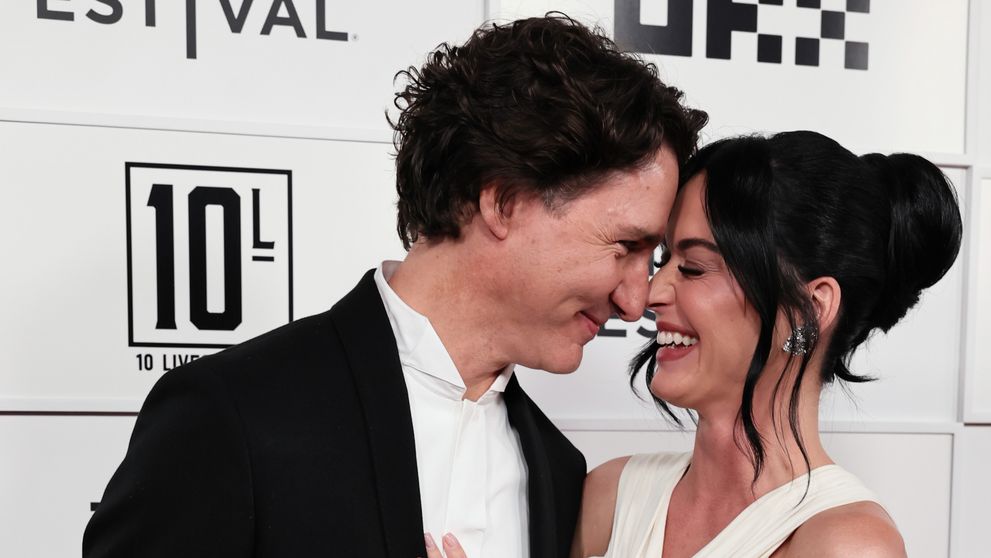 Katy Perry și Justin Trudeau și-au oficializat relația pe covorul roșu. Apariție surpriză la New York, la aproape un an de la primele zvonuri