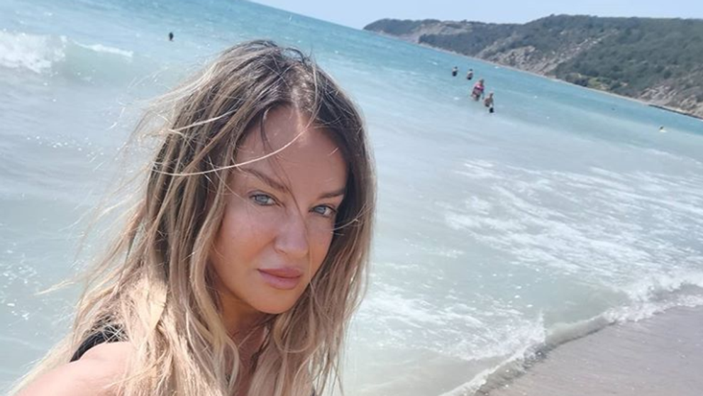 Tania Budi arată senzațional la 52 de ani. Vedeta se mândrește cu o siluetă de adolescentă