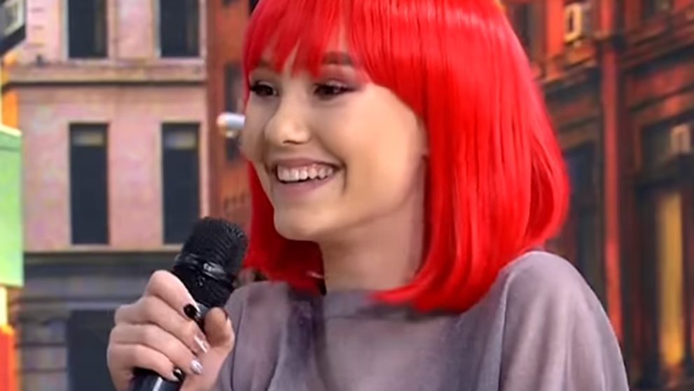 O româncă a cucerit India. Cine e puștoaica de 15 ani care face valuri pe TikTok și Youtube