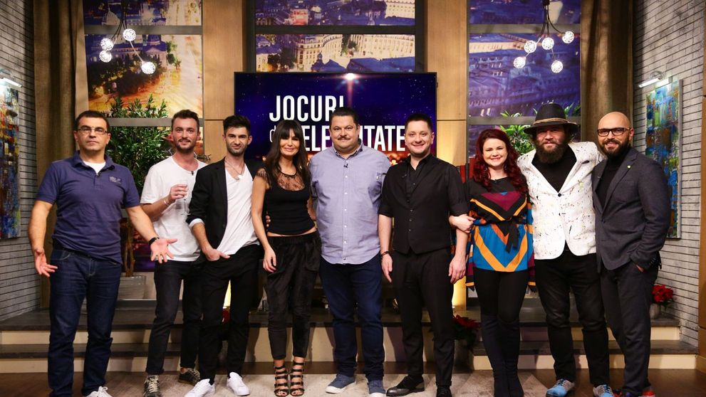 Mihai Margineanu, Cosmin Tudoran, Dana Budeanu si Andreea Samson se distreaza in aceasta seara la Jocuri de celebritate