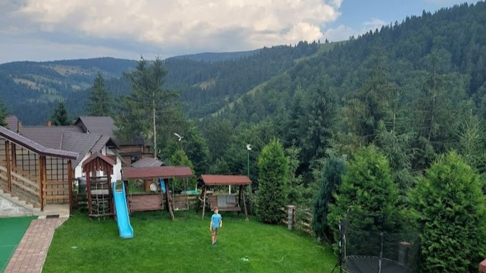 Vacanță în Arieșeni, munții Apuseni: peisaje ca-n povești, mâncare mai bună ca la mama acasă și obiective de neratat