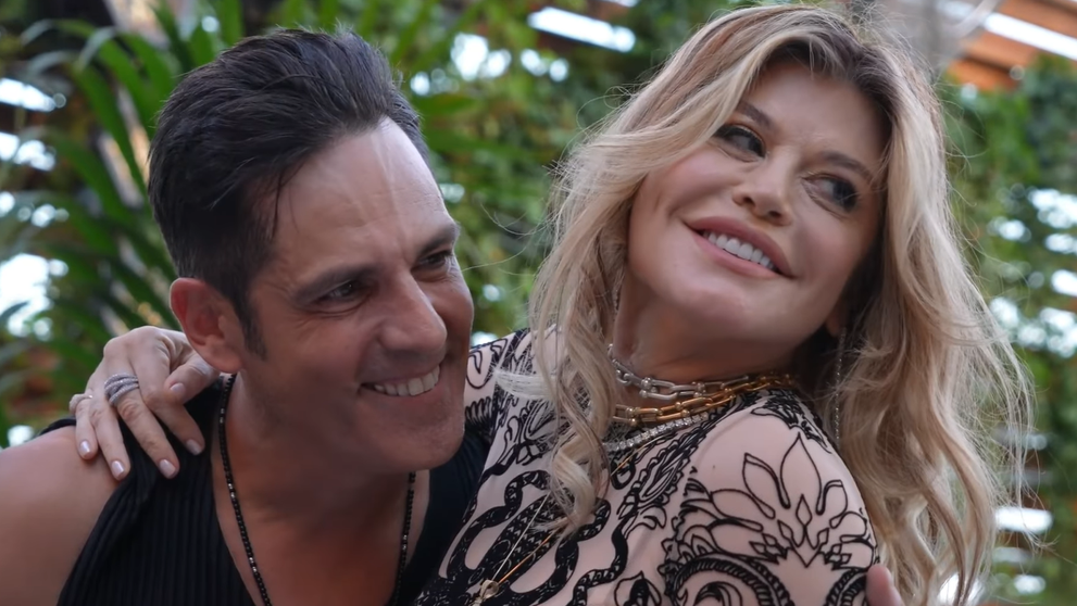 Loredana Groza, petrecere-surpriză de ziua ei, plină de vedete! S-a fotografiat cu Adi Minune, iar imaginea face senzație pe net